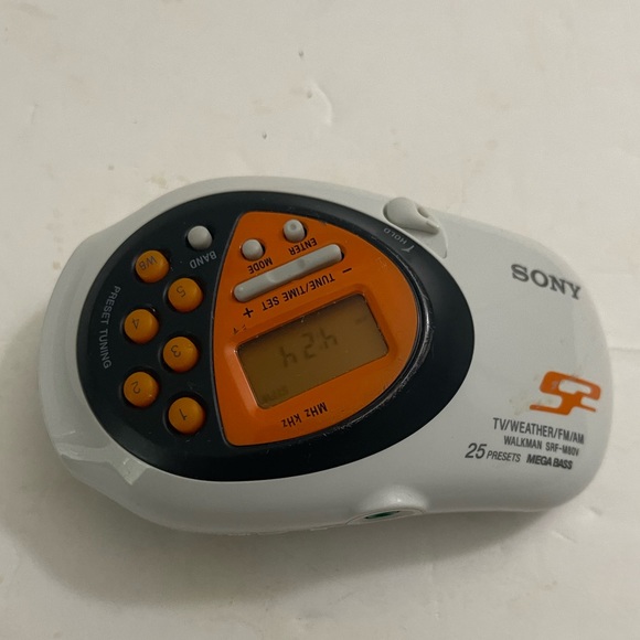 Sony | Portable Audio & Video | Vintage Sony Walkman S2 Srfm8v Amfm ...
